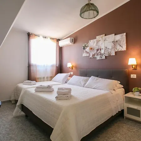 Royal Penthouse - Three-bedroom - Airport * Fiumicino