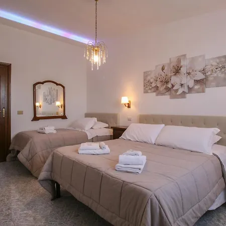 Apartment Royal Penthouse - Three-bedroom - Airport *